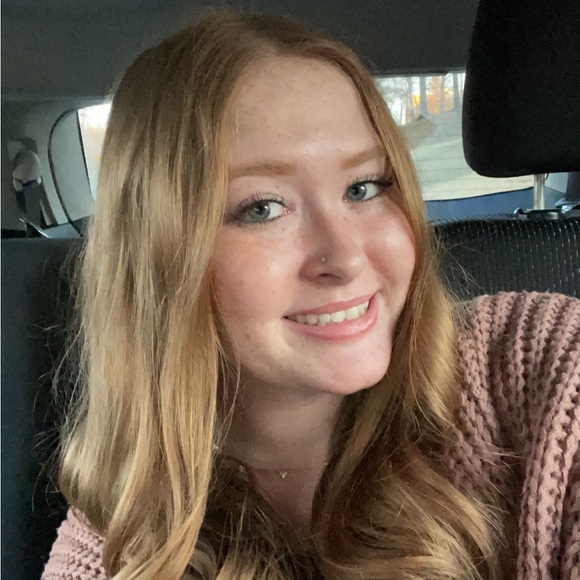 Meet your Posher, Shelby - Picture 1 of 1